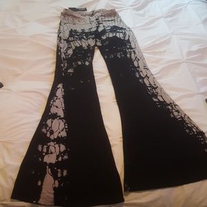 NEVER WORN Gypsy 05 black and tan stretch pants