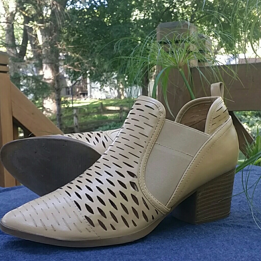 Qupid Booties - image 1