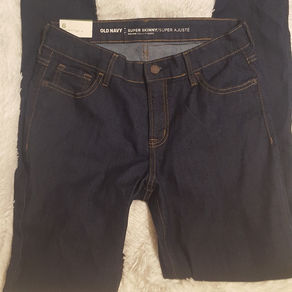 Super Skinny mid-rise jeans