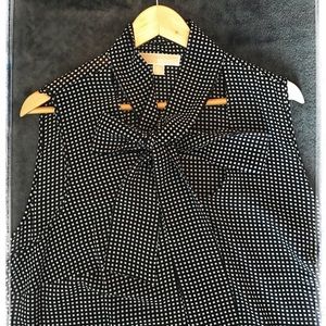 ✨PRICE DROP✨Michael Kors Blouse w/ Neck Tie