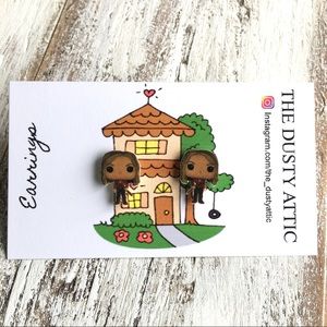 "Emma" once Upon a Time Stud Post Earrings