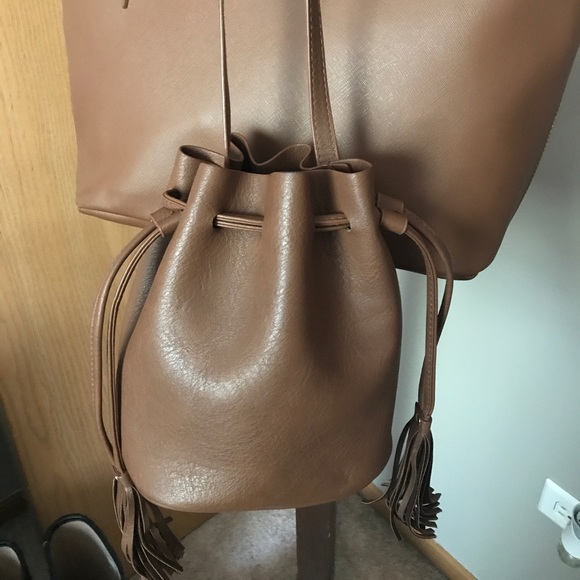 H&M Handbags - Bucket purse/bag