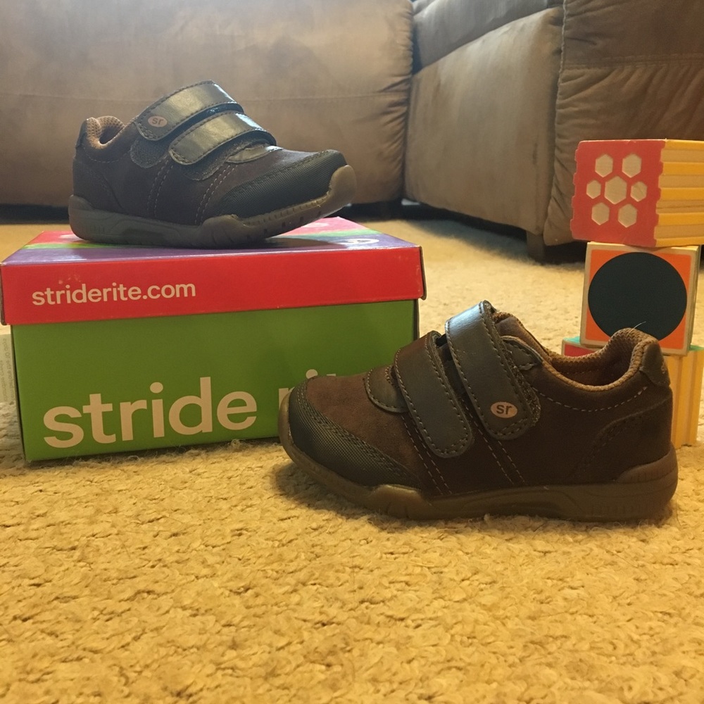 Stride Rite Toddler Suede Sneaker