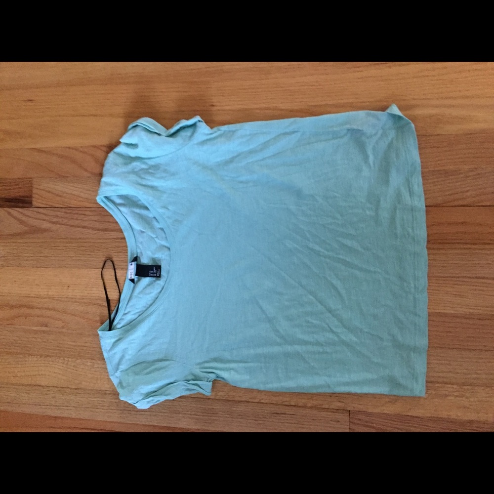 Comfy green tee
