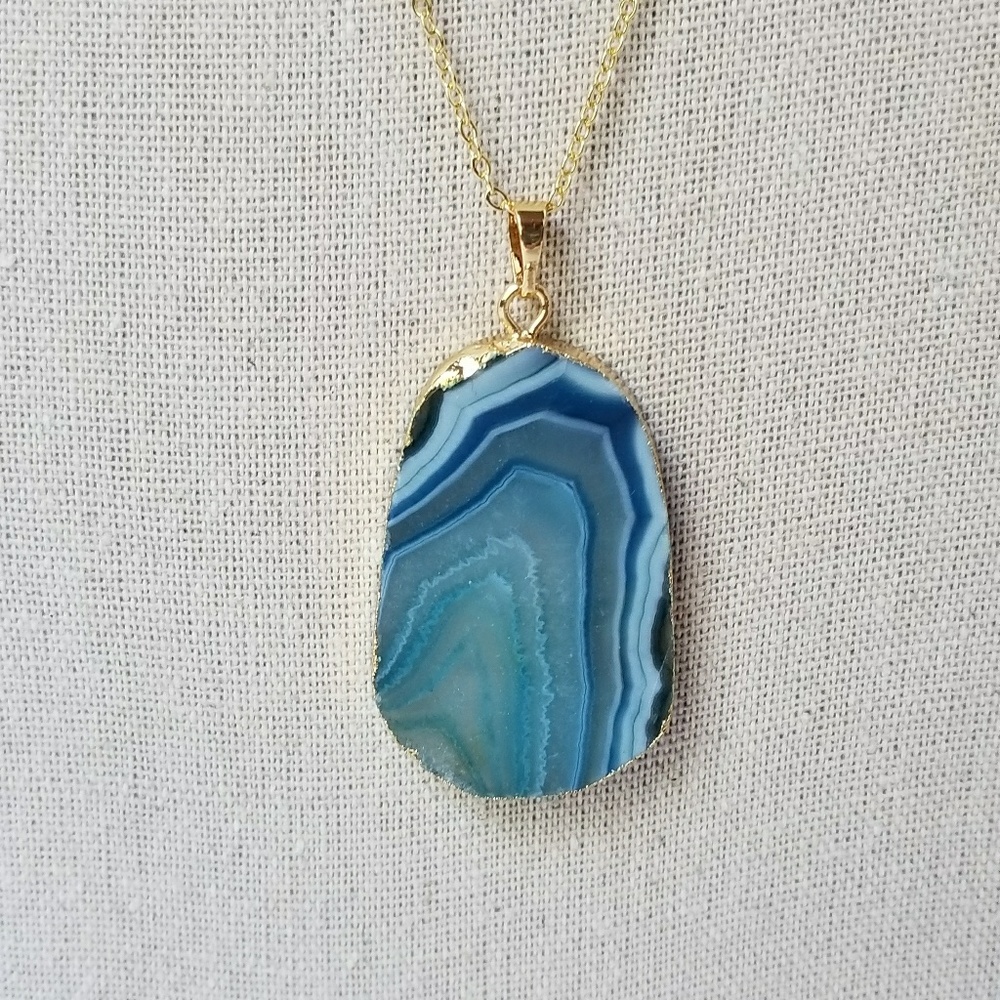 Blue  Onyx Agate Druzy Pendant Necklace