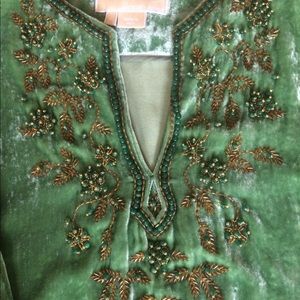 MICHAEL KORS GREEN SILK VELVET TUNIC SIZE 8 MICHAEL KORS GREEN SILK VELVET TUNIC SIZE 8