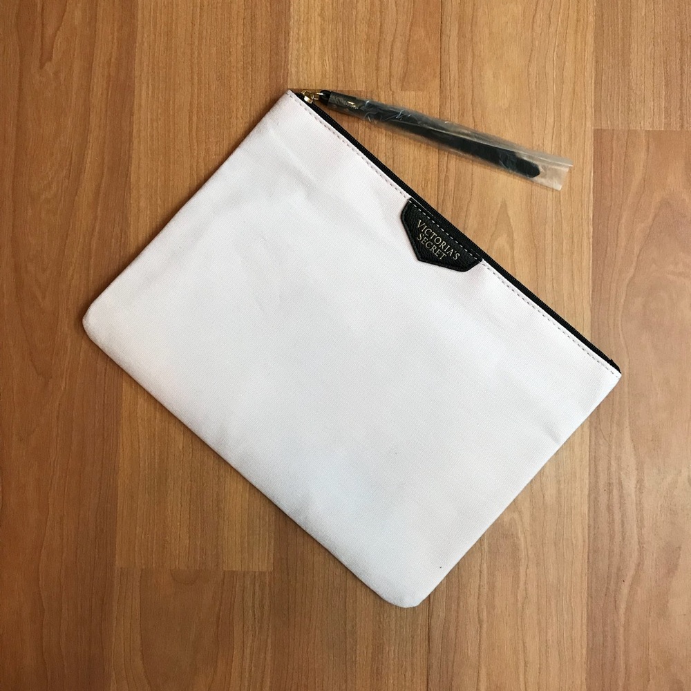 Victoria’s Secret Clutch wristlet wallet nwot