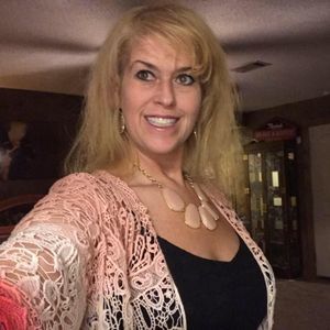 Meet your Posher, Melanie