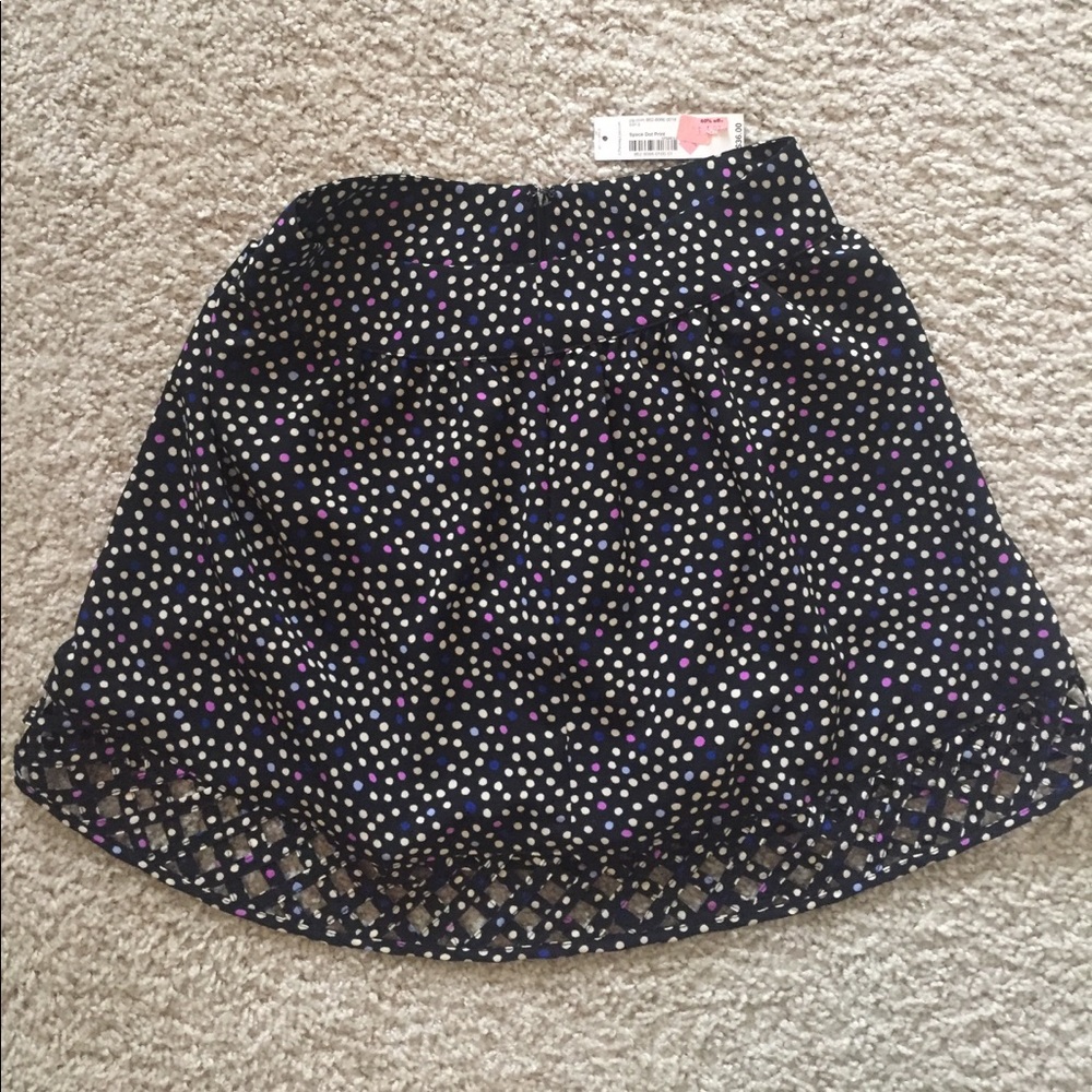Polka dot skirt!