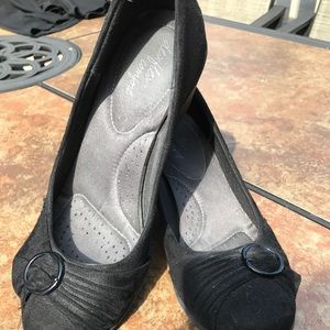 Dexflex black wedge dressy shoe size 7.5