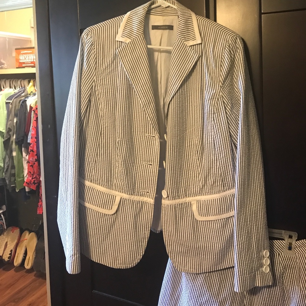 Women’s suit