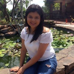 Meet your Posher, Gabby