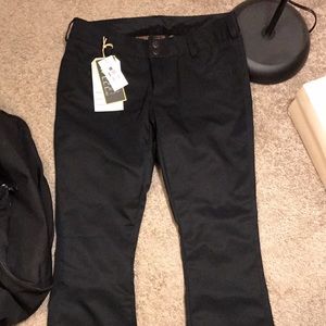 Women’s Burton size medium black snowboarding pant
