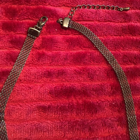 Lia Sophia black necklace - Picture 3 of 3