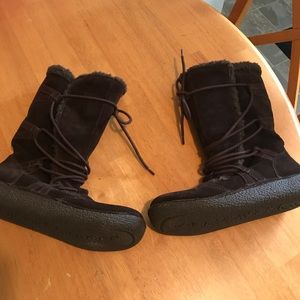 Rocket dog, Size 8.5 Boots