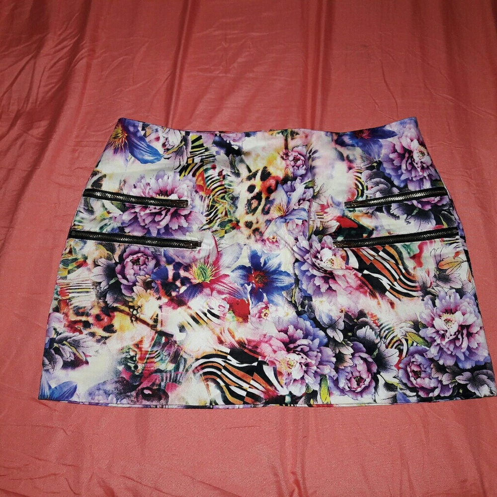 Mini skirt