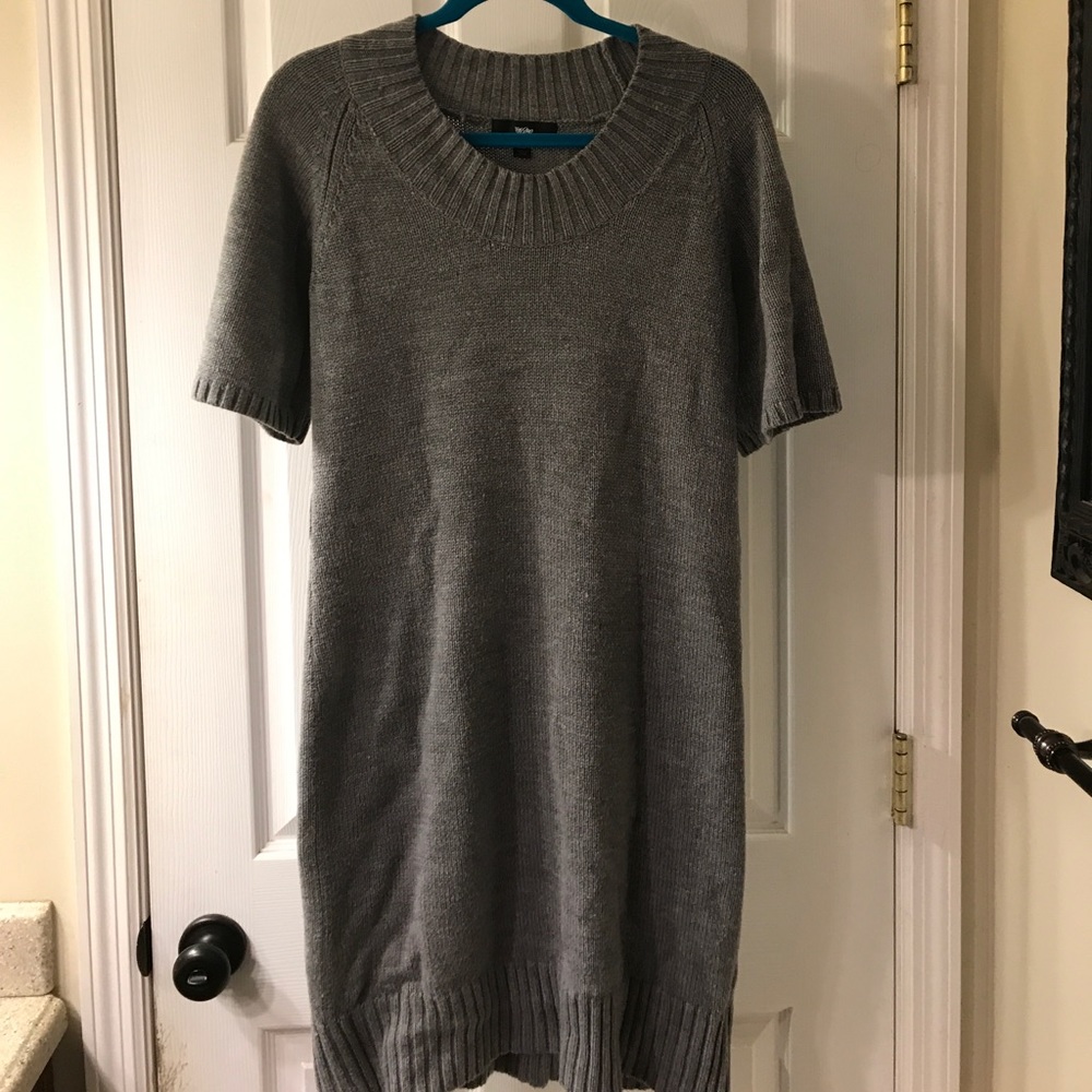 Grey short sleeves cozy sweater dress size M