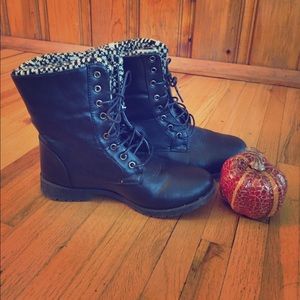 🎉DISCOUNT🎉 Black combat boots