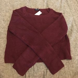 New Burgundy Crop Sweater Size Small