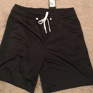 Men’s black gym shorts