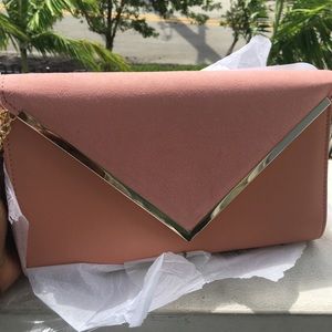 Aldo Clutch
