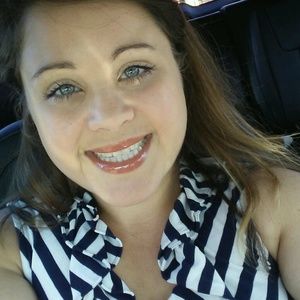 Meet your Posher, Karri