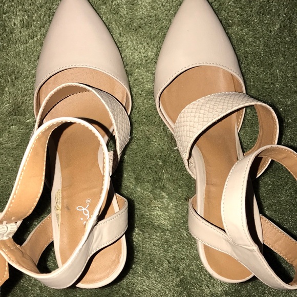 Nude heels💐 - Picture 2 of 5