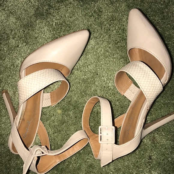 Nude heels💐 - Picture 4 of 5