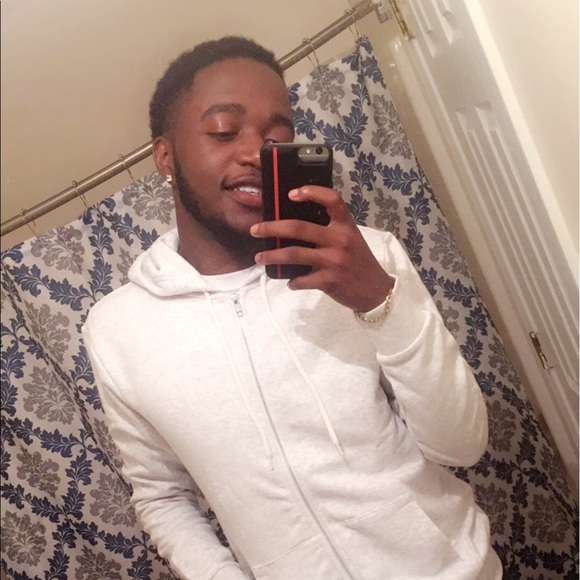 Meet your Posher, Tyrique - Picture 1 of 1