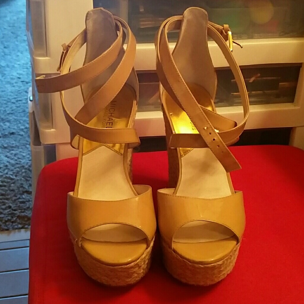 Tan Michael kors wedges size 8.5