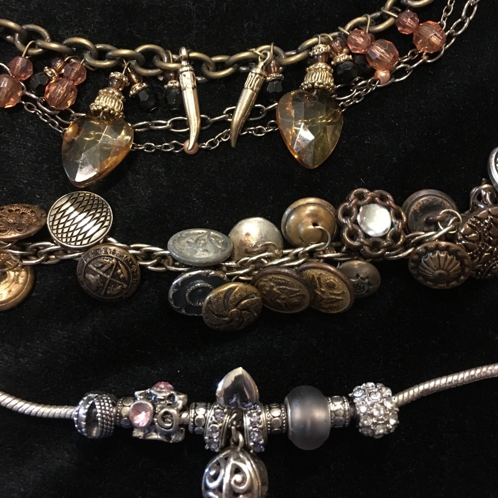 Bracelet group - Picture 2 of 2