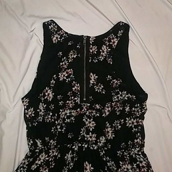 Floral Print Dress - Picture 5 of 7