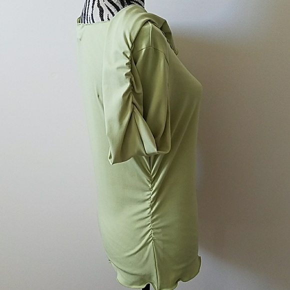 M.L.L.P Max Studio Specialty top - Picture 3 of 4