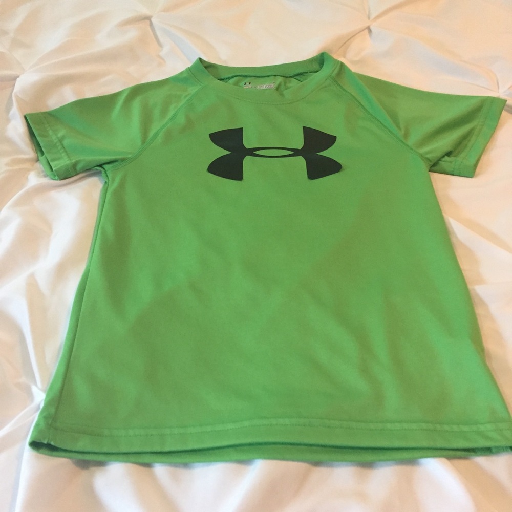 Boys UA heat gear T