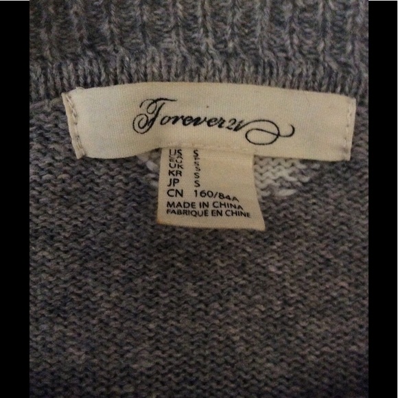 Gray polkadot sweater - Picture 4 of 4