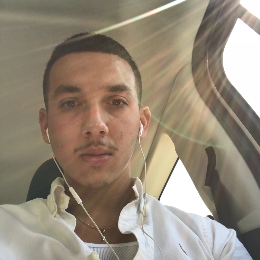 Meet your Posher, el Niko Rayan