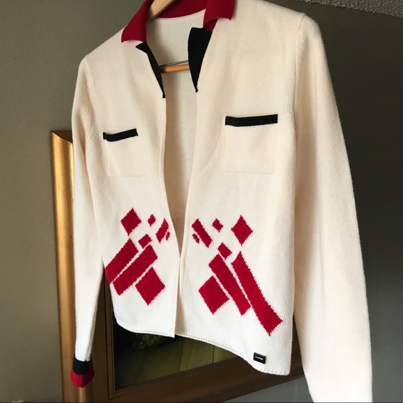 CHANEL Sweaters - Authentic Chanel 💯 cashmere open cardigan size 38