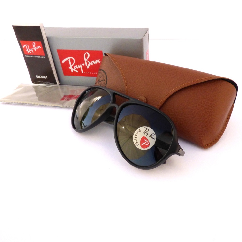 100% Authentic Ray-Ban Polarized Pilot Sunglasses! - Picture 2 of 7