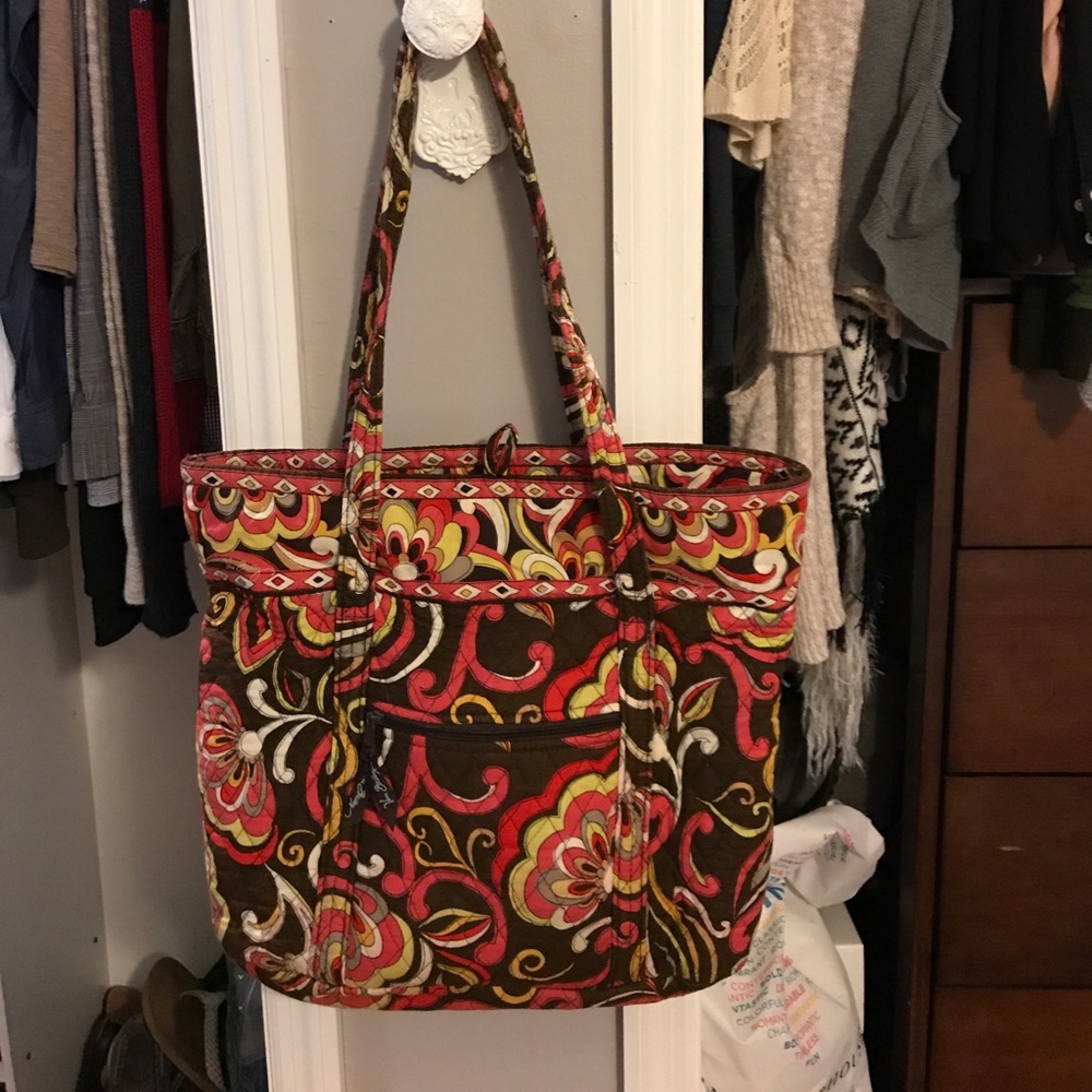 Vera tote bag