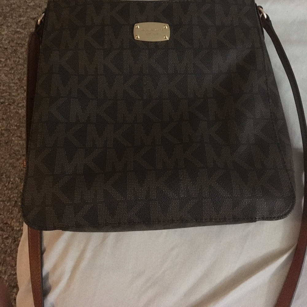 Michael kors side purse