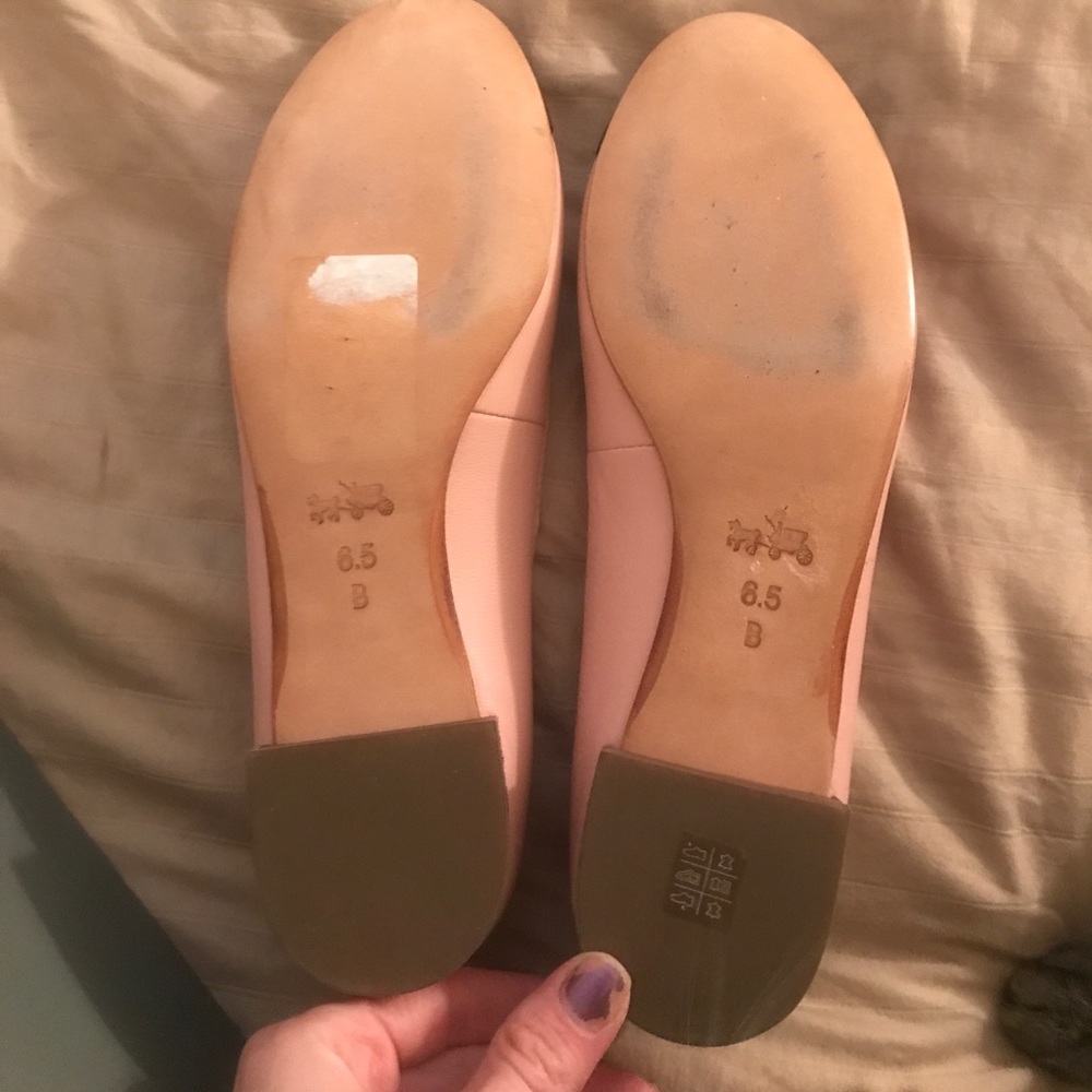 Authentic coach shoes - Picture 2 of 3