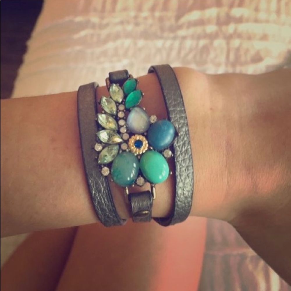 Seascape wrap bracket