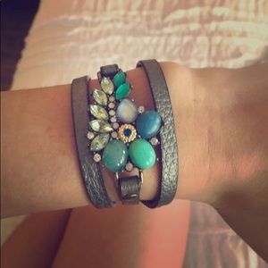 Seascape wrap bracket