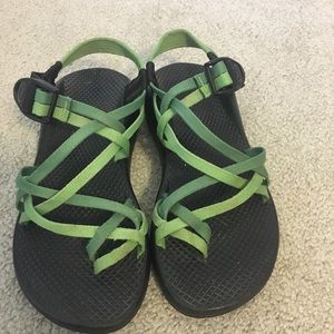 Size 7 chacos