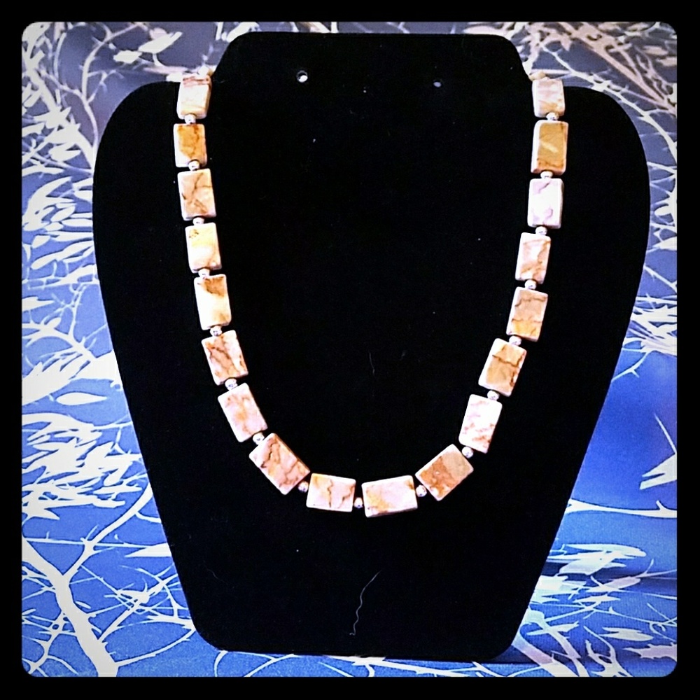 "Carmen" Red Line Marble Necklace
