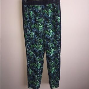 NWOT Topshop Patterned Pants