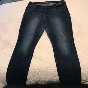 Old Navy Curvy Profile Skinny Jeans SHORT