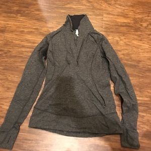 LULULEMON pullover, medium