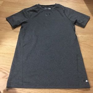 Under Armour YLG Fitted