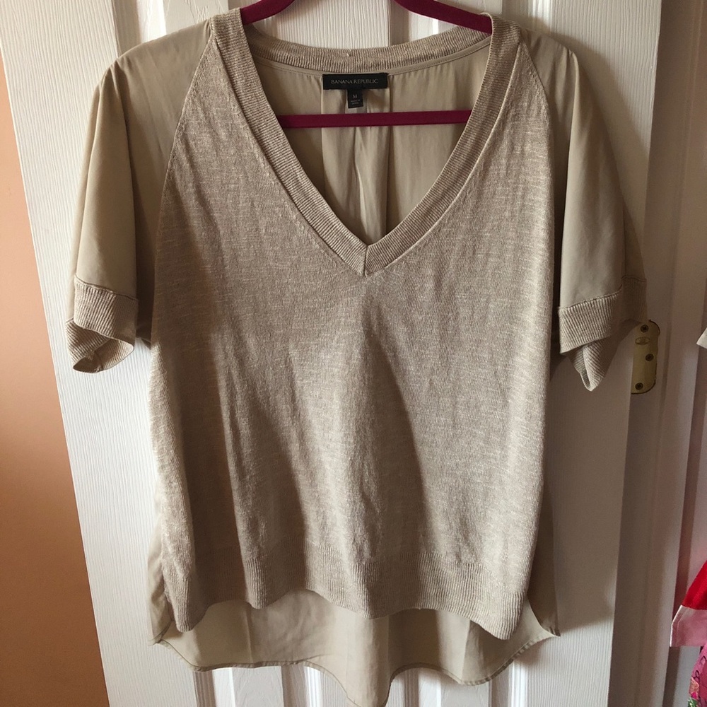 Banana Republic Blouse/sweater size Medium